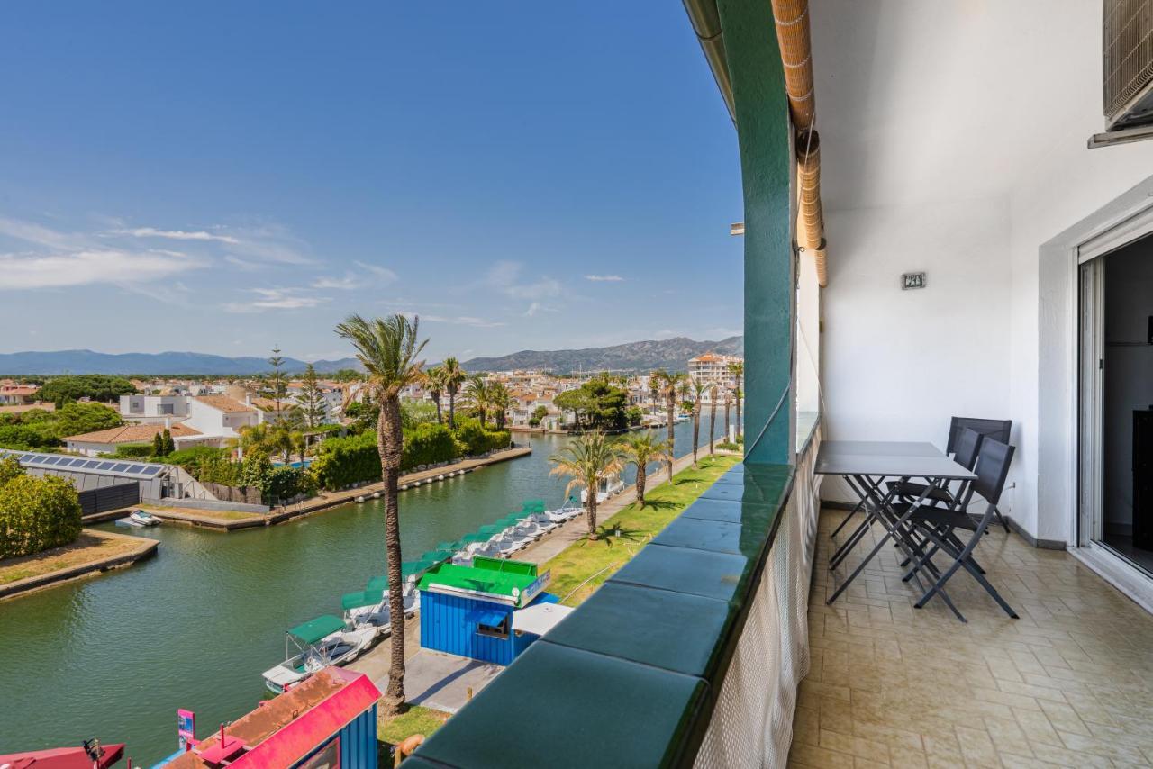 Welcs Apartamento 012 Emp En El Centro De Empuriabrava Bagian luar foto